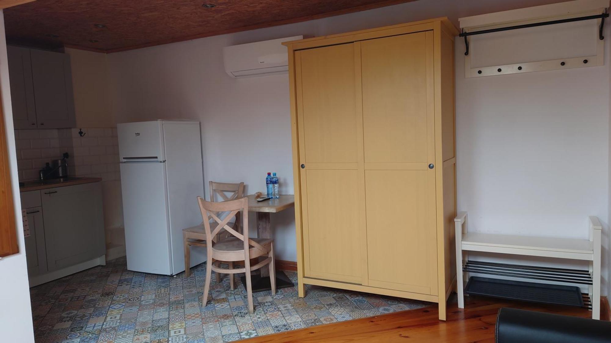 Apartamenty Przy Stonehenge Sosnowiec Bilik gambar