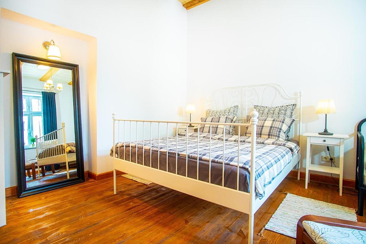Apartamenty Przy Stonehenge Sosnowiec Luaran gambar